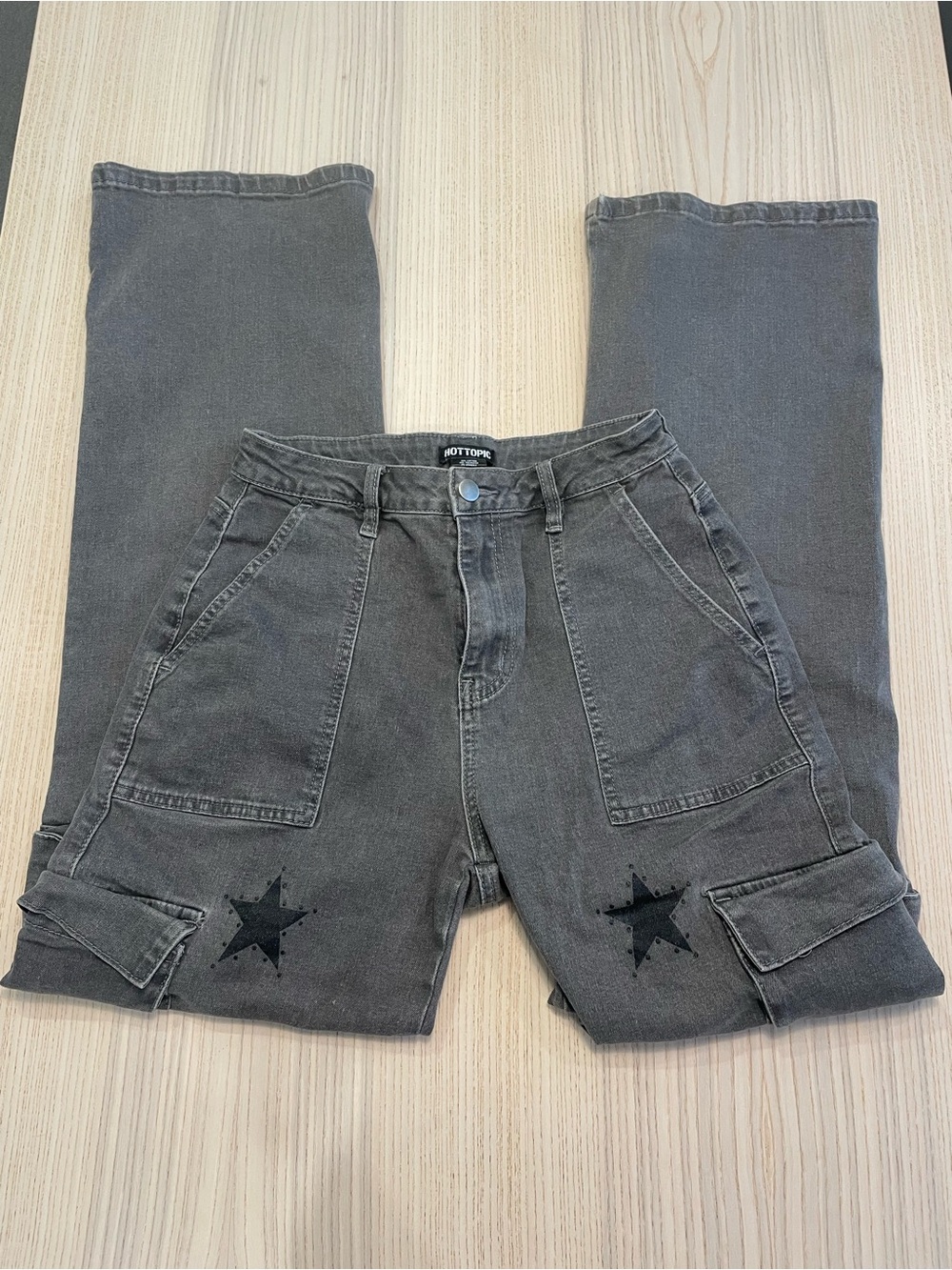 Grey star print jeans